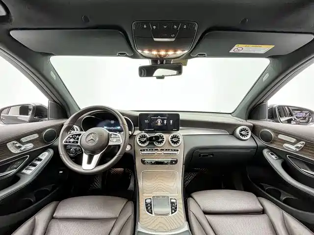 Mercedes-Benz GLC 2022 Facelift GLC 260 L 4MATIC Luxury Model фото 9