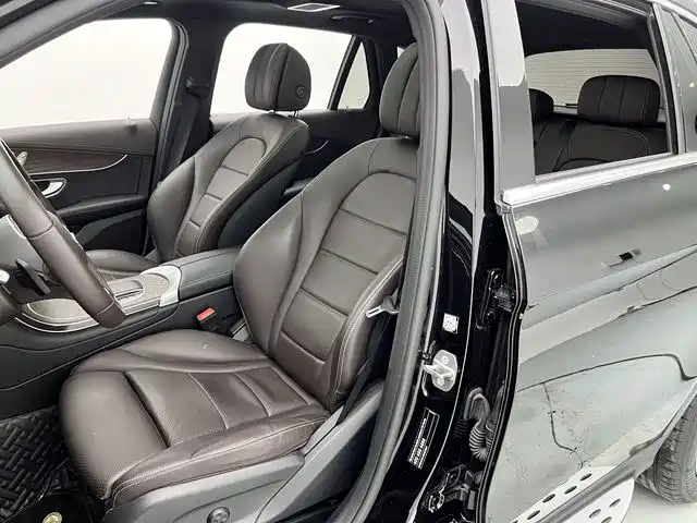 Mercedes-Benz GLC 2022 Facelift GLC 260 L 4MATIC Luxury Model фото 15