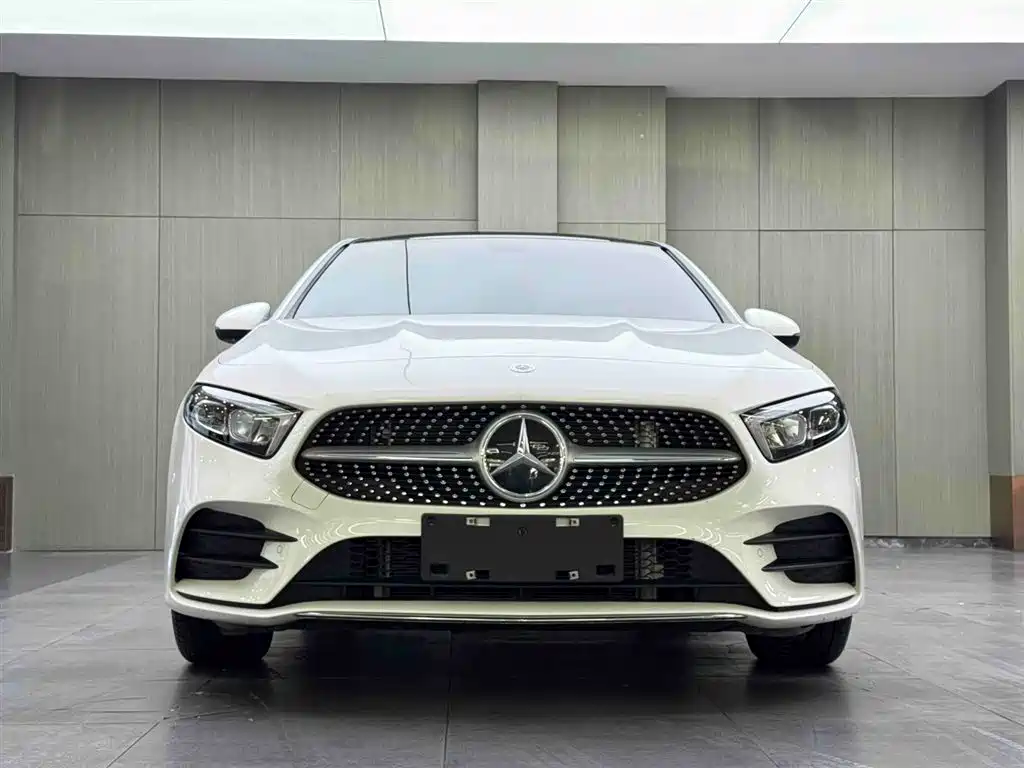 Mercedes-Benz A-Class 2022 A 200 L Sport Sedan Style фото 2