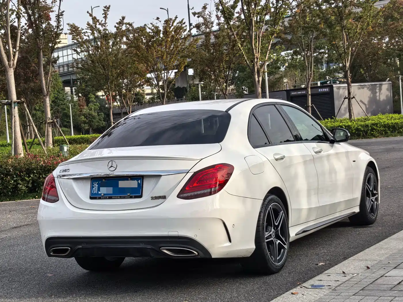 MERCEDES-BENZ C CLASS