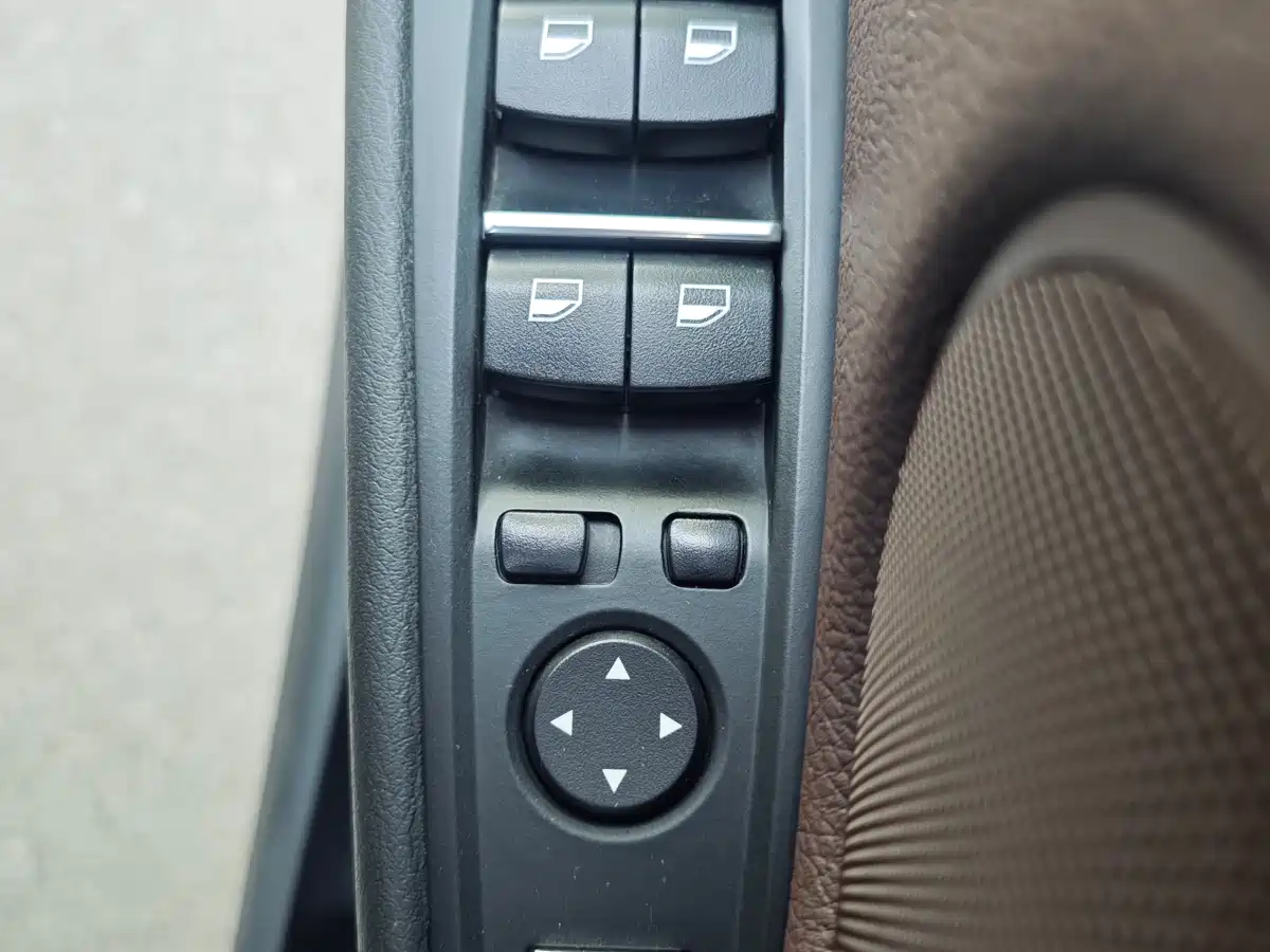BMW X5 (Import) 2014 xDrive35i Leading фото 15