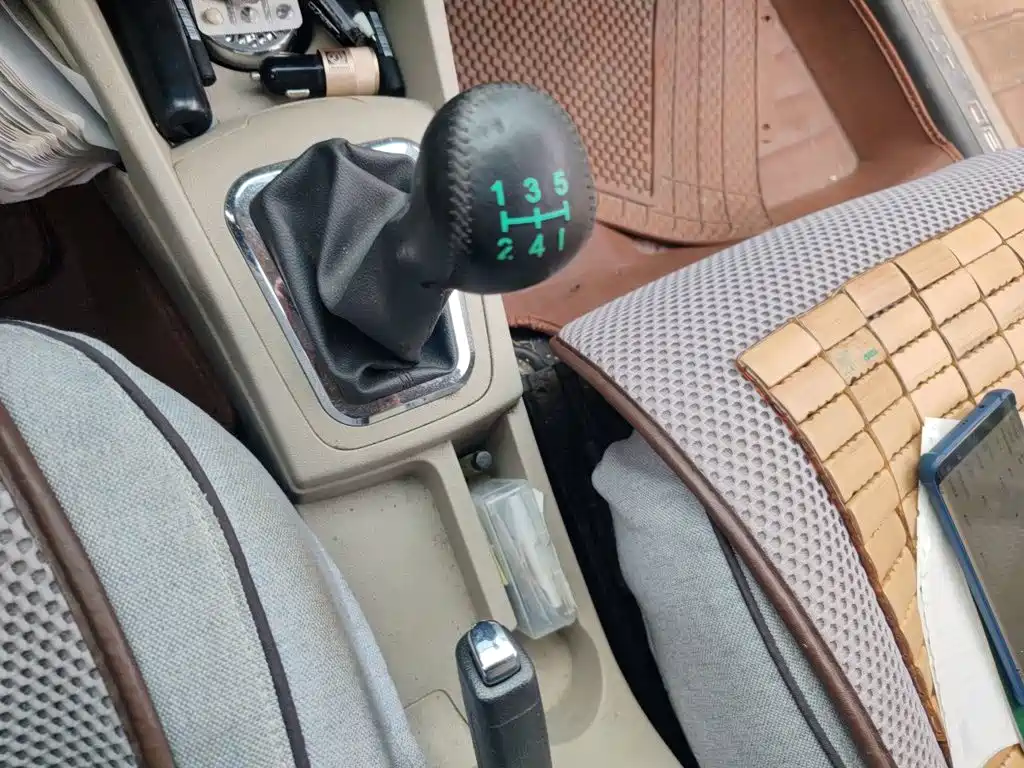 Dongfeng Aeolus A30 2015 2014 1.5L Manual Practical Style
