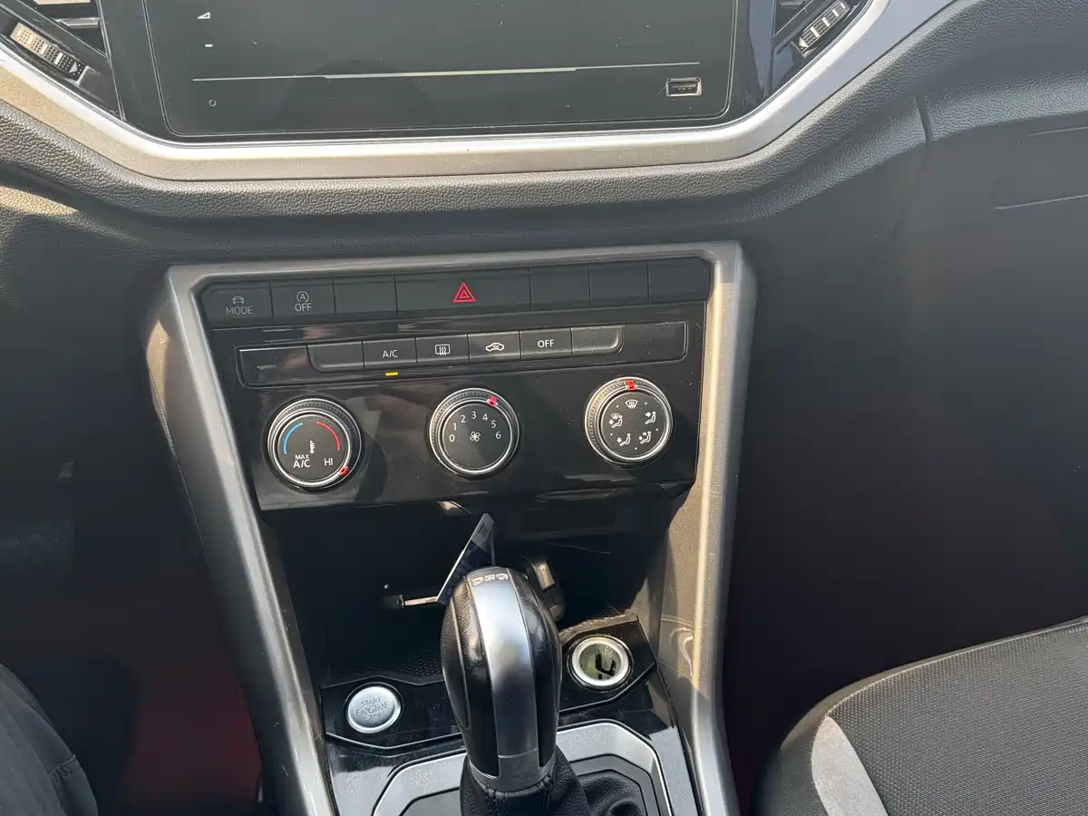 Volkswagen T-ROC 2022 280TSI DSG 2WD Elite PLUS фото 9
