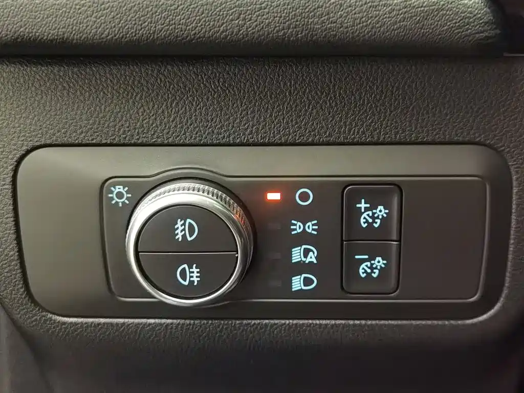 Ford Escape 2021 2020 EcoBoost 245 2WD Premium Edition