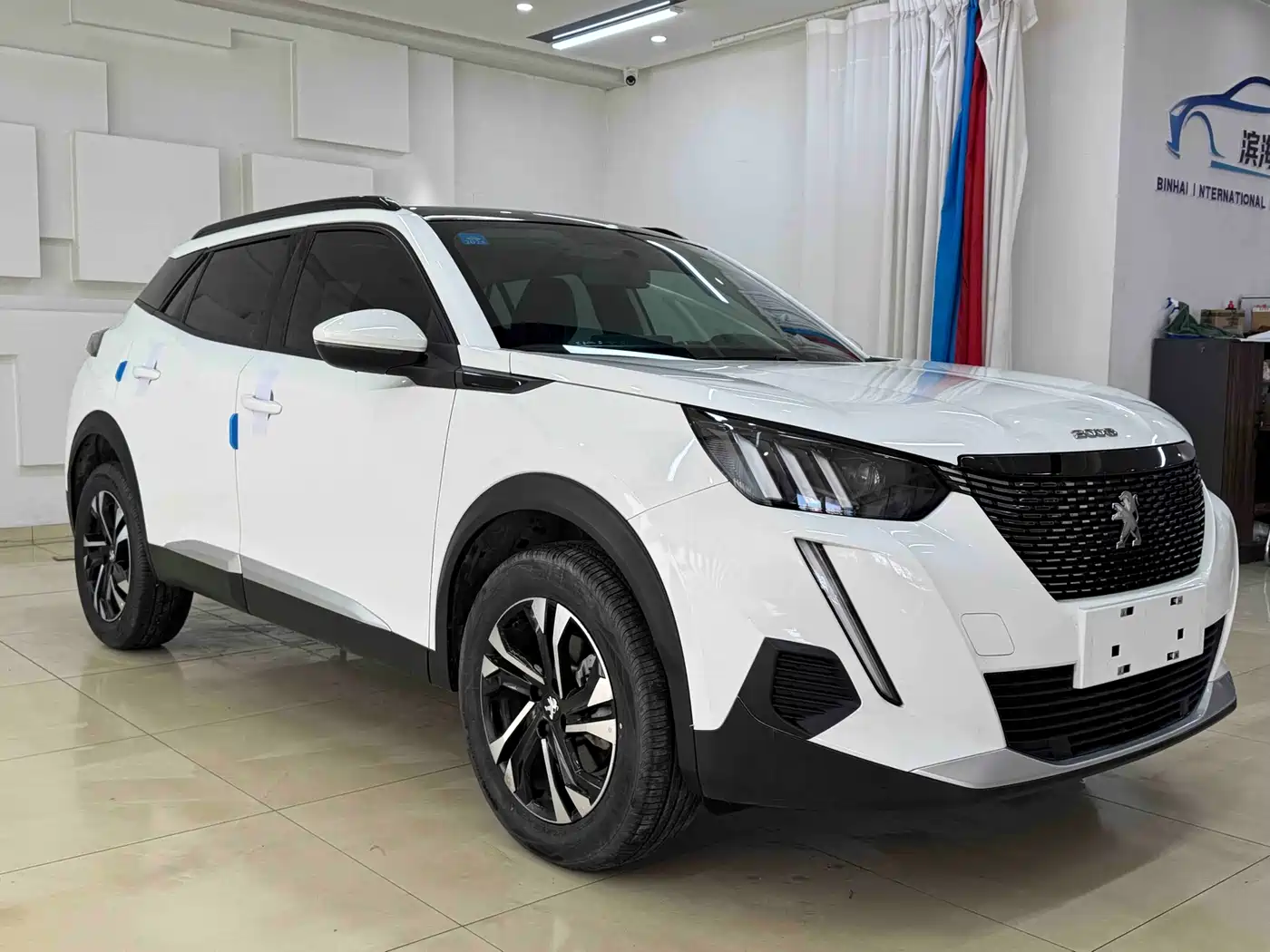 Peugeot 2008 2022 230THP THE ONE фото 3