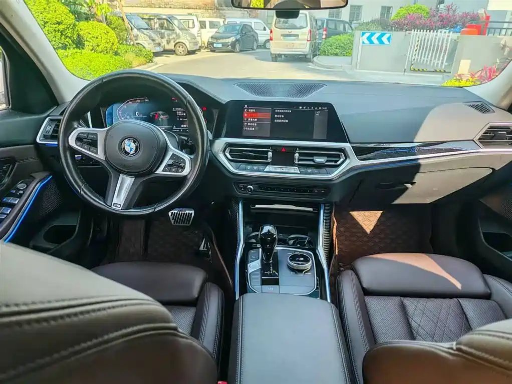 BMW 3 Series 2022 320Li M Sport Package фото 4