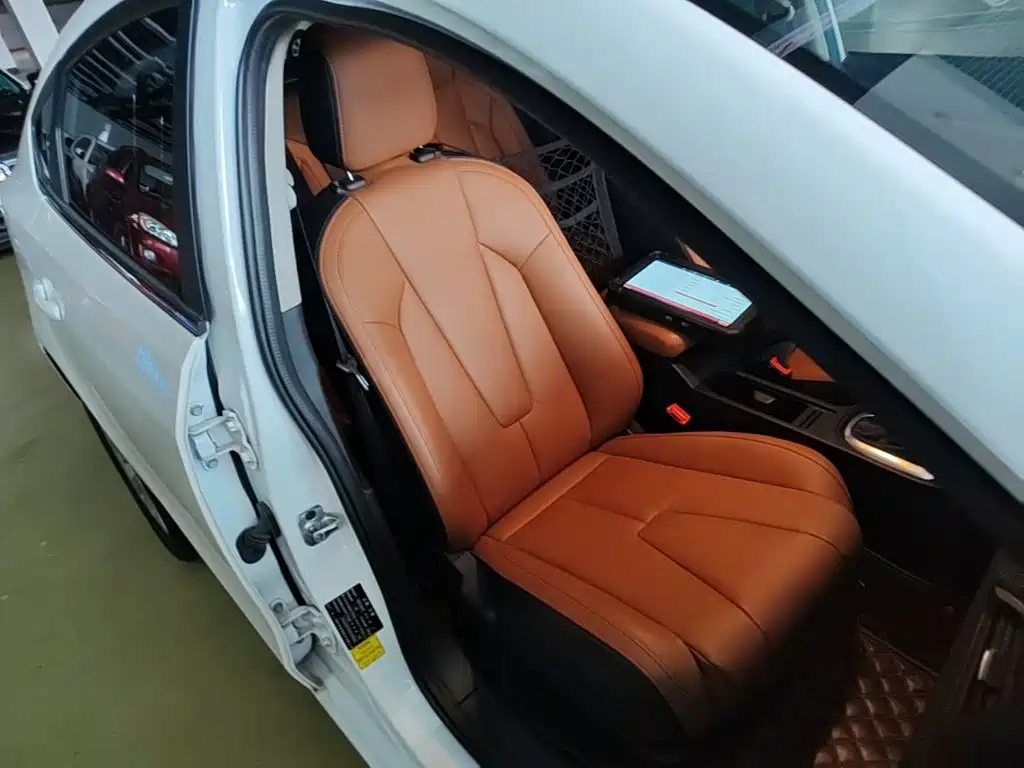 MG GT 2017 2016 1.4TGI TST Dual Clutch Premium Edition