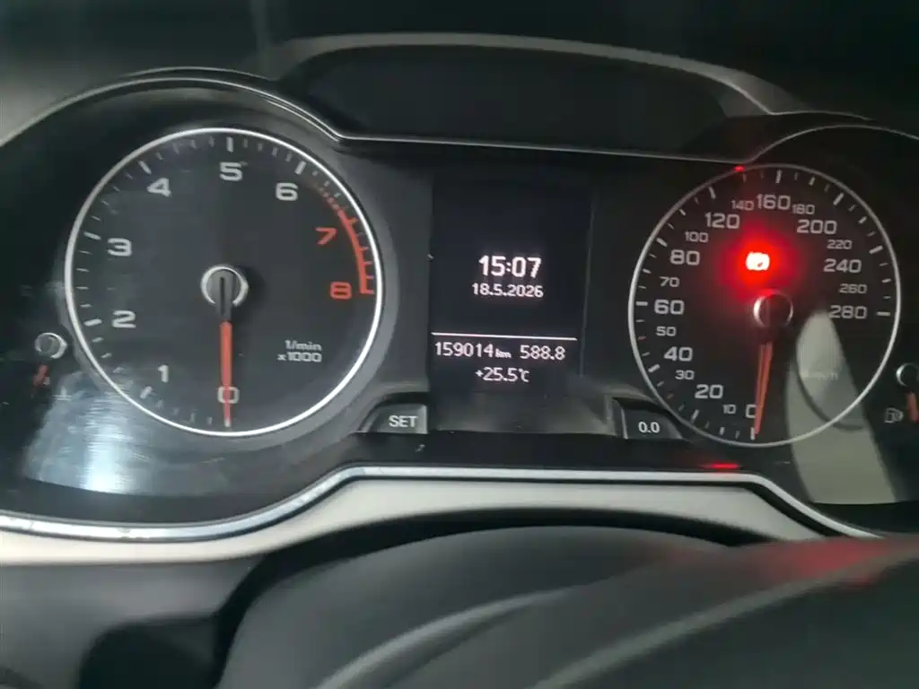 Audi A4L 2015 30 TFSI Auto Comfort фото 12