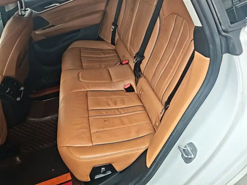 BMW 6 Series GT 2019 630i Luxury Design Package фото 17