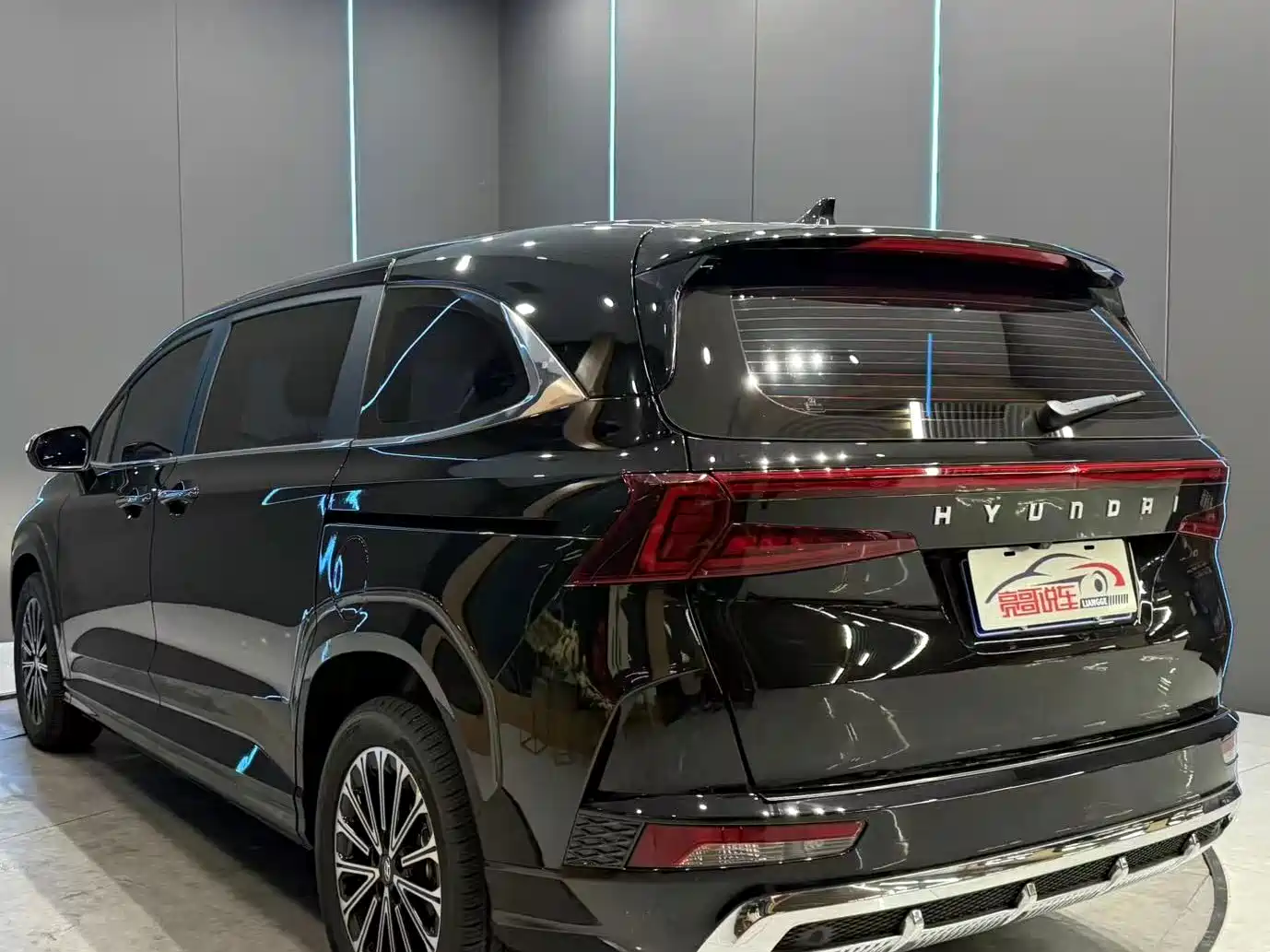 Фото 8 - Hyundai Custo