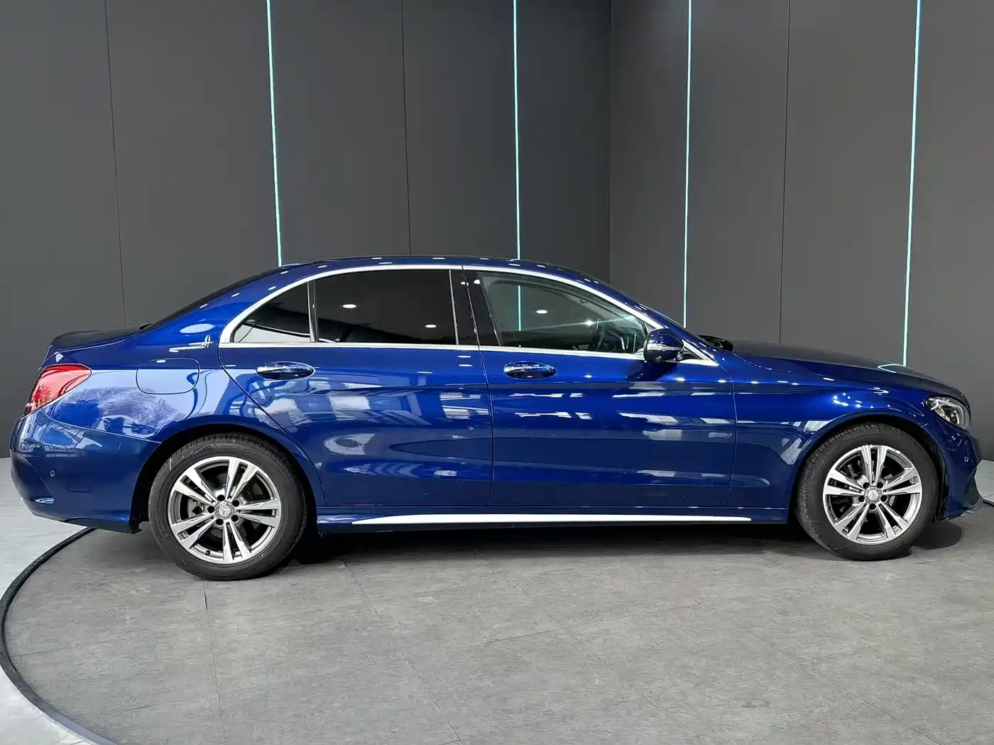 Mercedes-Benz C-Class 2017 Facelift C 200 L Sport Edition фото 5