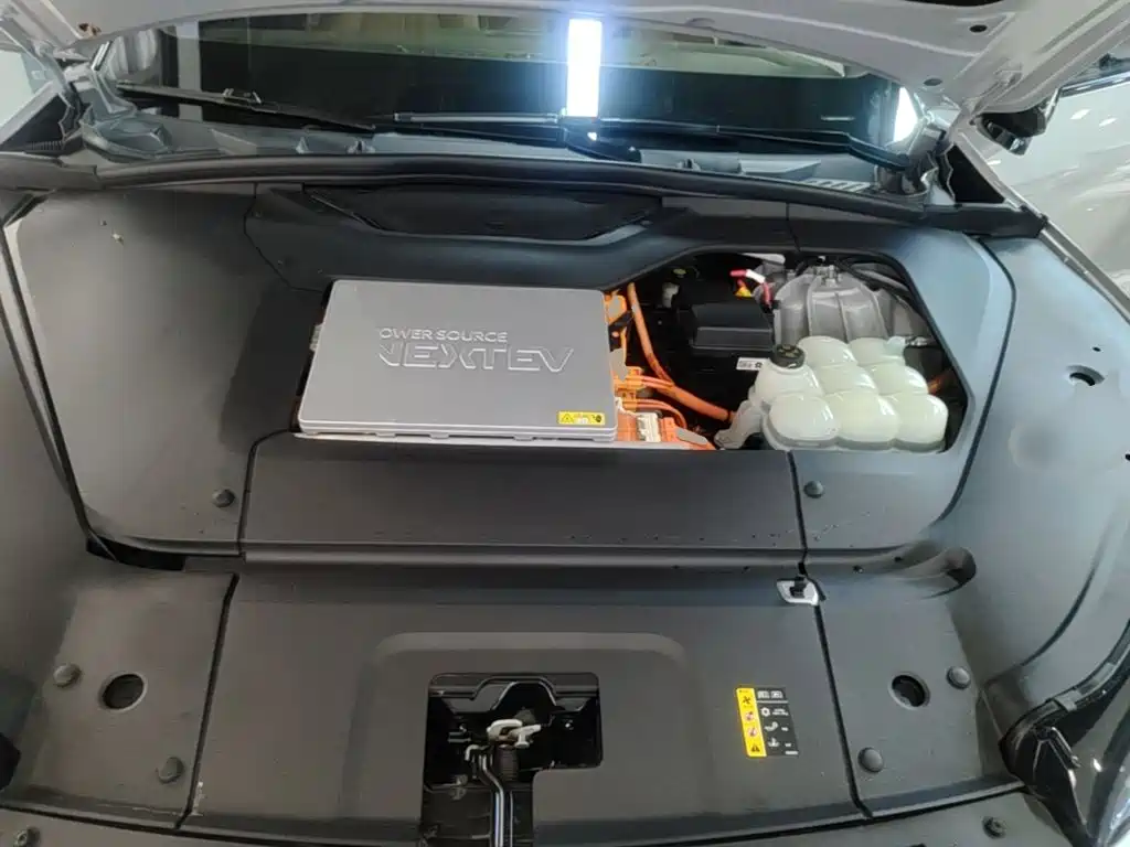 Фото 20 - NIO ES6