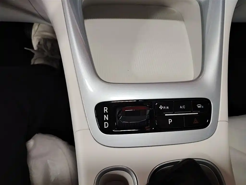 Geely Galaxy Starry Wish 2026 Edition 310km Youth Version фото 14