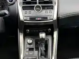 Фото 14 - Lexus NX