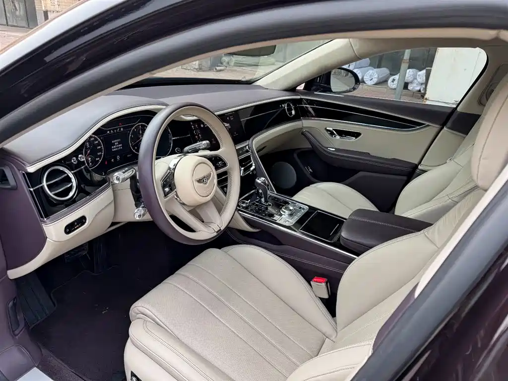 Bentley Flying Spur 2024 2024 4.0T V8 Standard Edition