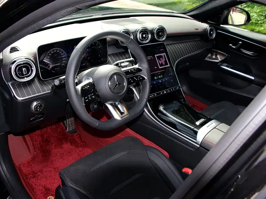 Mercedes-Benz C-Class AMG 2025 AMG C 43 4MATIC фото 7