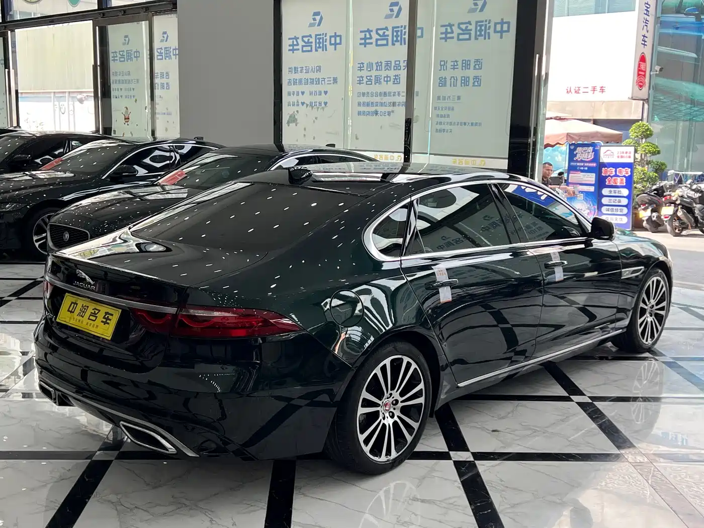 Jaguar XFL 2024 2024 2.0T P250 2WD Premium Luxury