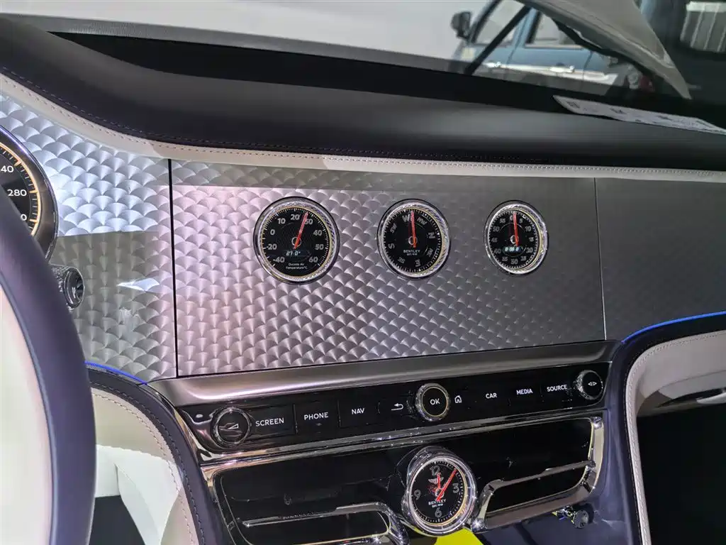 Bentley Flying Spur 2024 2024 4.0T V8 Standard Edition