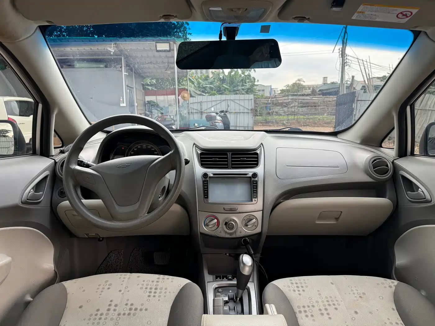 Chevrolet Sail 2013 Sedan 1.2L AMT Ideal Edition фото 4