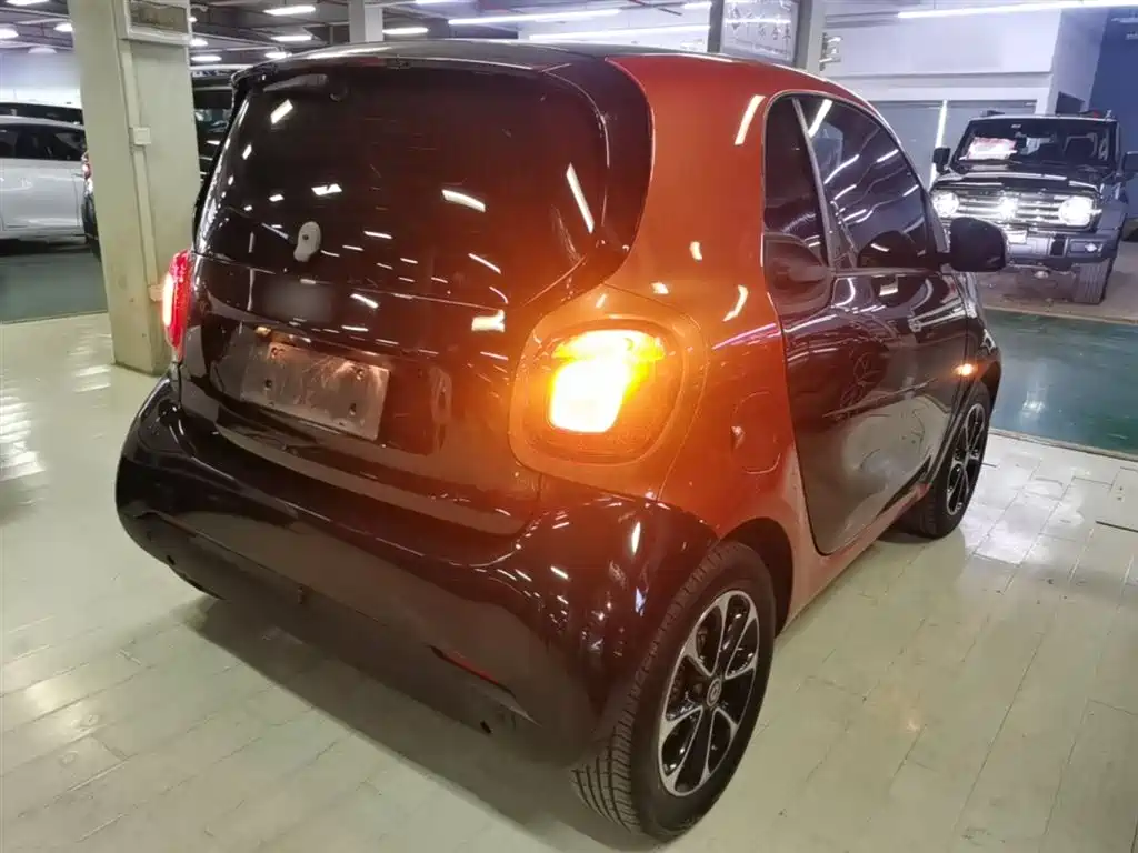 smart fortwo 2015 2015 1.0L 52kW Hardtop Passion Edition