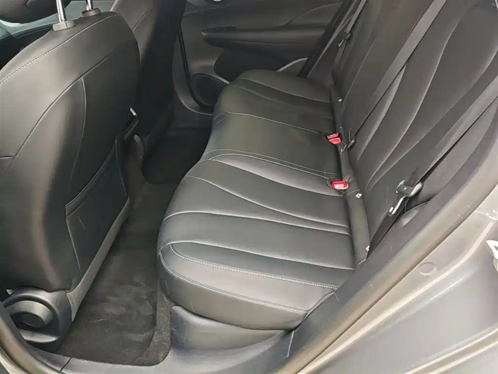 BYD Hai Bao 05 DM-i 2025 DM-i Smart Drive Edition 55KM Luxury фото 17