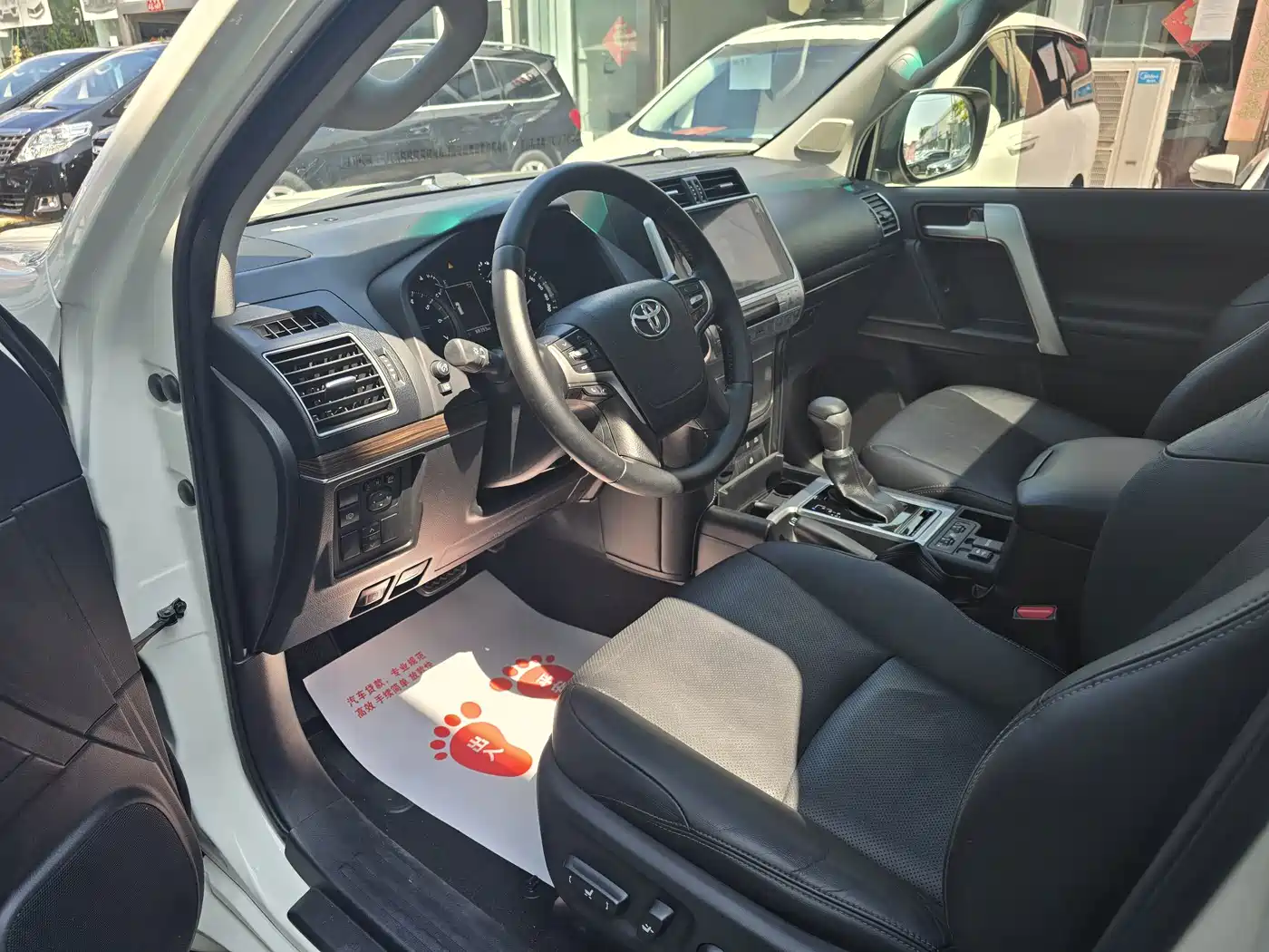 Toyota Prado 2019 2019 3.5L Automatic TX-L Zunxiang Edition with Rear-mounted Spare Tire