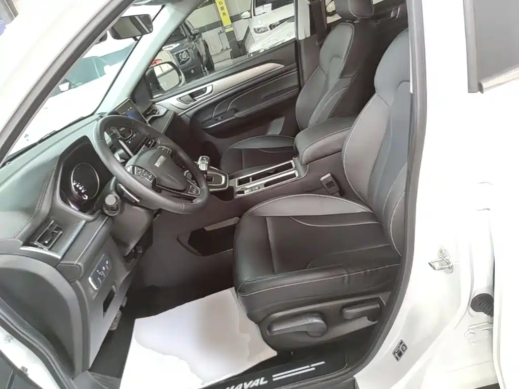 Haval M6 2024 2023 PLUS 1.5T DCT Luxury Smart Connect