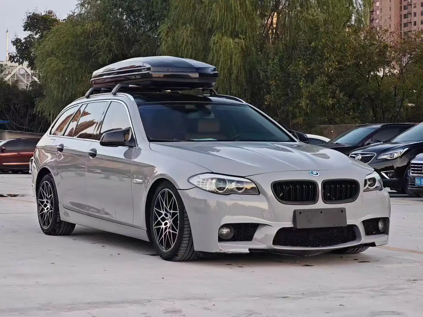 BMW 5 Series (Import) 2012 530i Leading Touring Edition