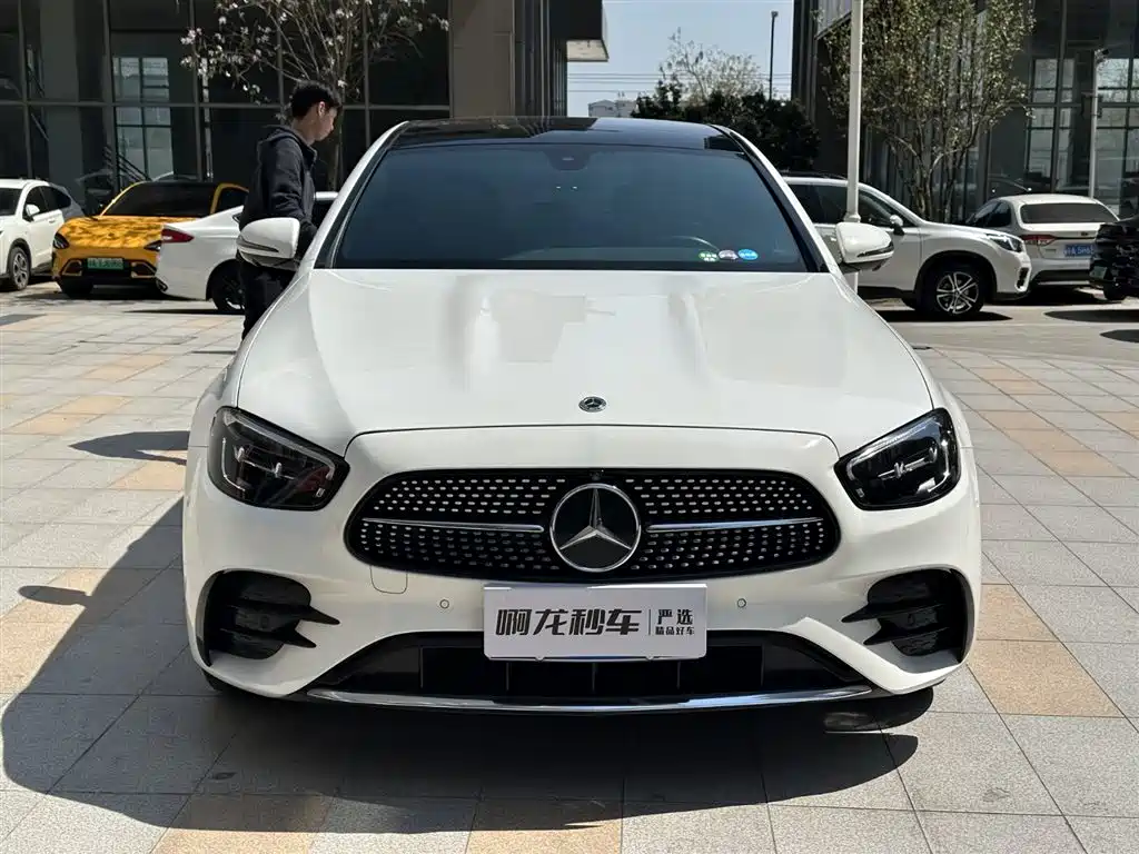  E CLASS