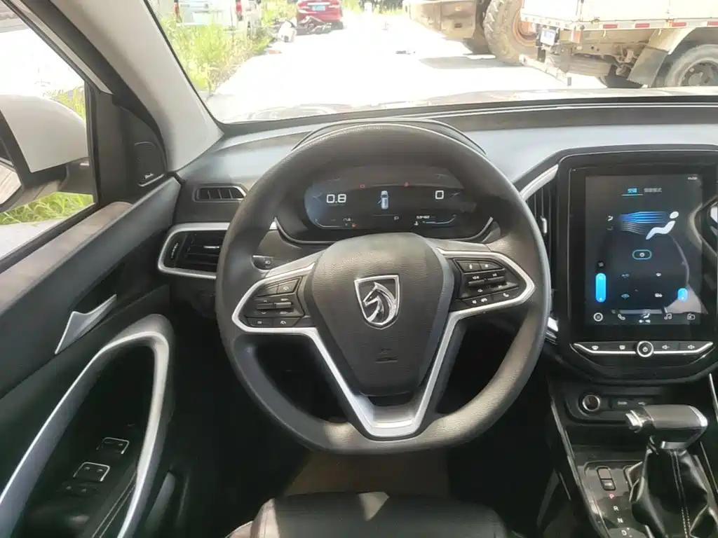 Baojun 530 2020 2020 1.5T CVT Luxury Connect 7-seater