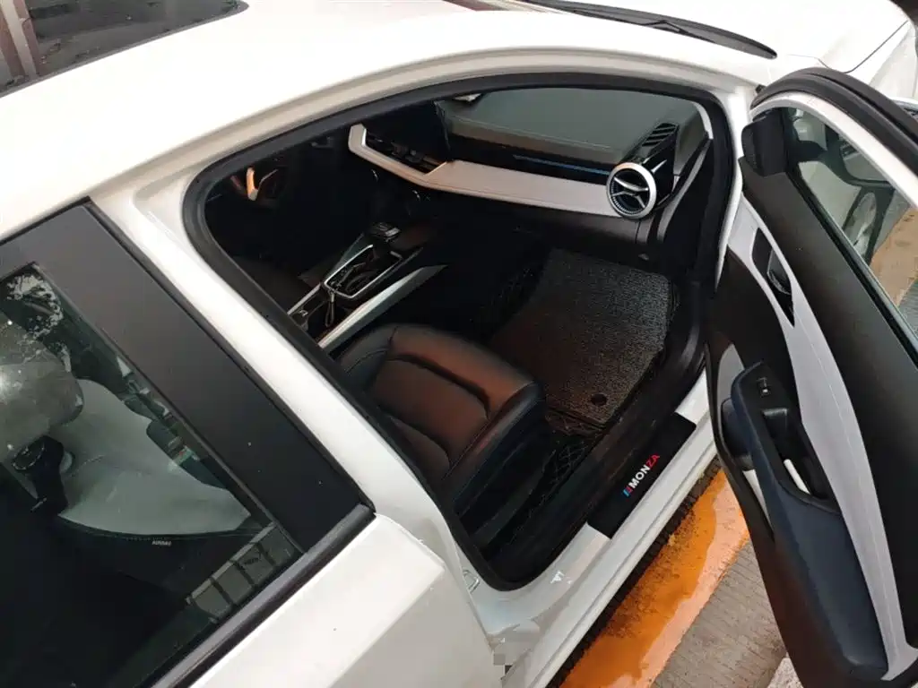 Chevrolet Monza 2024 1.5L Dual-Clutch Delight Edition фото 20