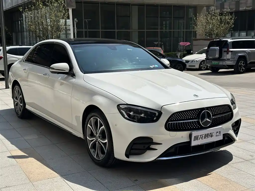 E CLASS