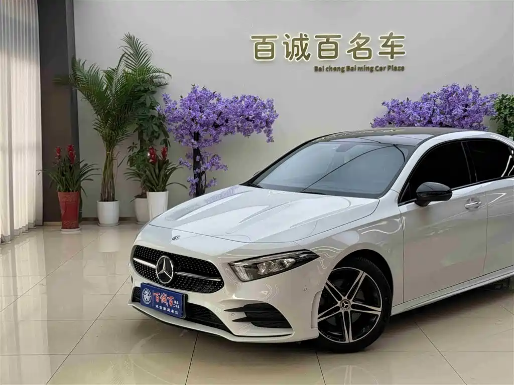 Mercedes-Benz A-Class 2020 Facelift A 220 L 4MATIC Sport Sedan фото 3