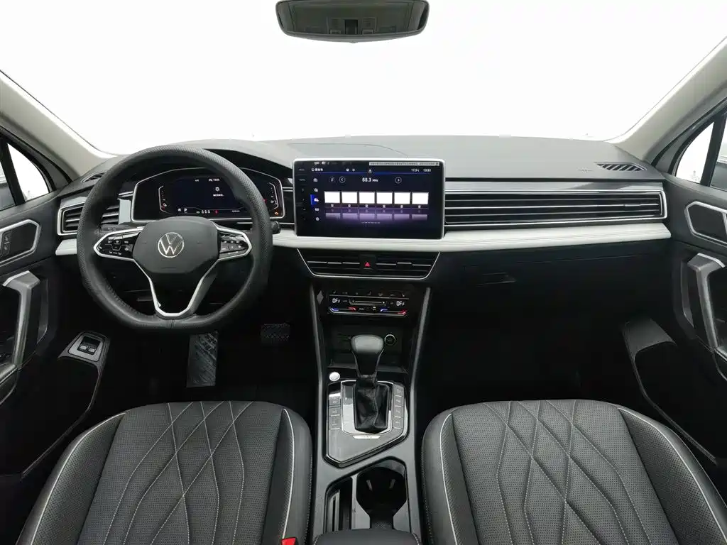 VOLKSWAGEN TIGUAN L NEW ENERGY