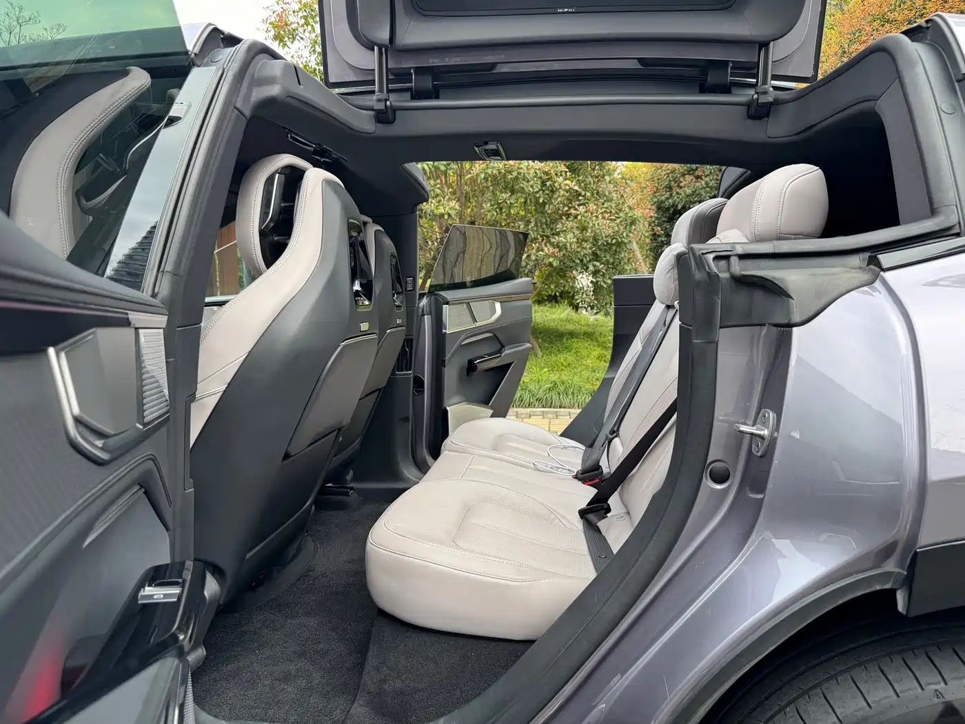 HiPhi GAO HE HIPHI Y