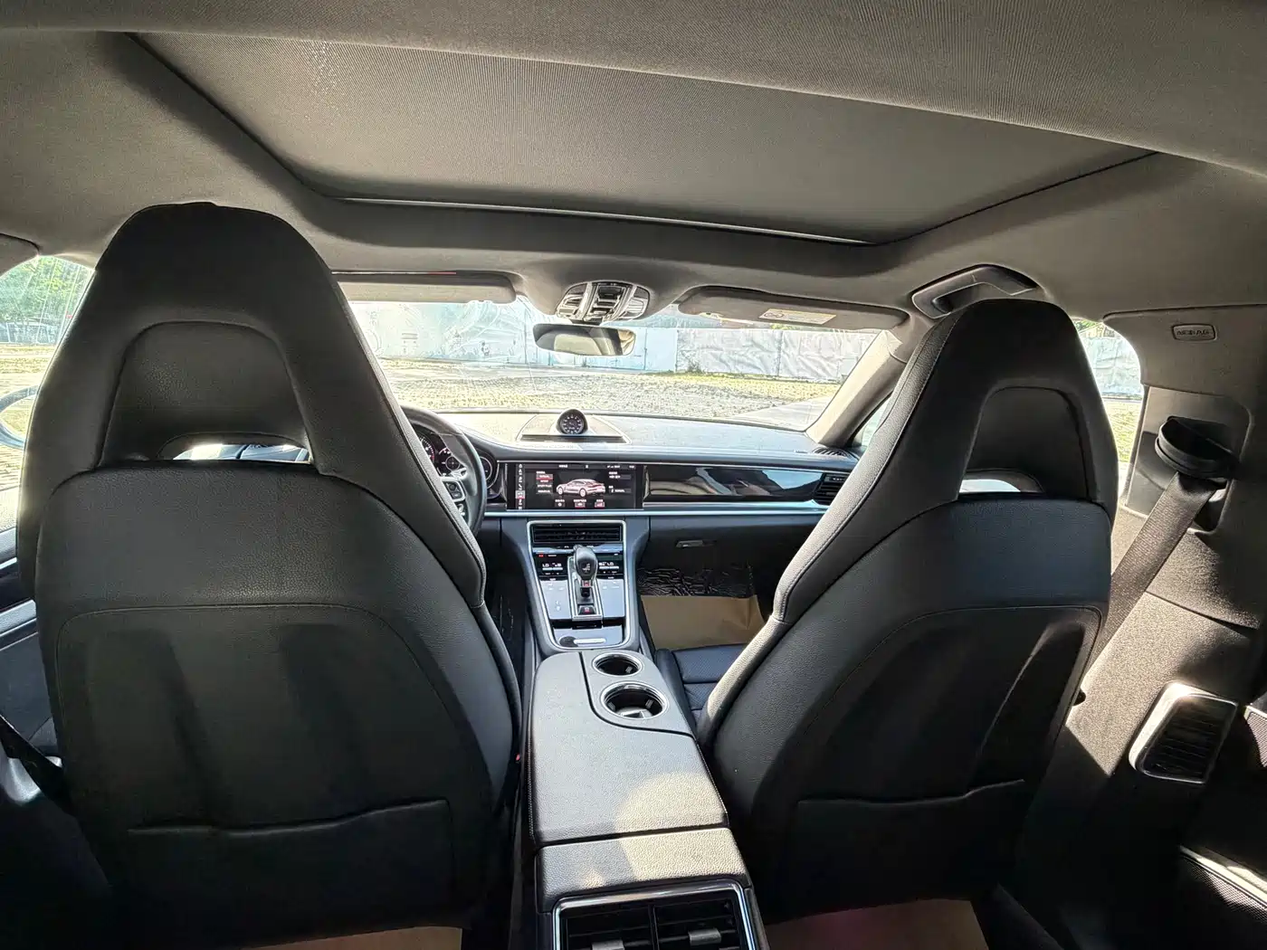 Porsche Panamera 2017 Panamera 3.0T фото 21