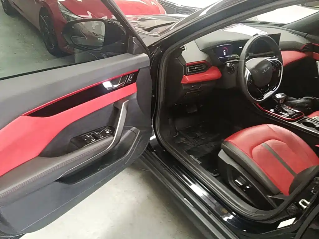 Dongfeng Aeolus Yixuan GS 2022 2021 230T Auto Chasing Glory Samurai Edition