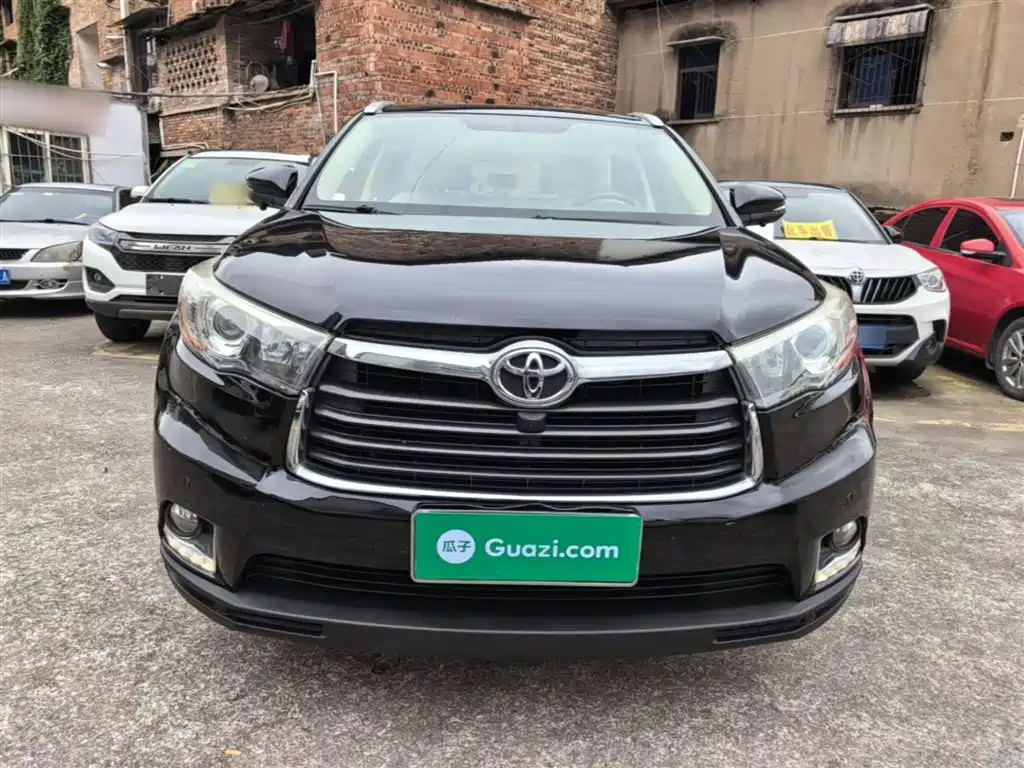 Toyota Highlander 2015 2.0T AWD Luxury Edition 7-seater фото 3