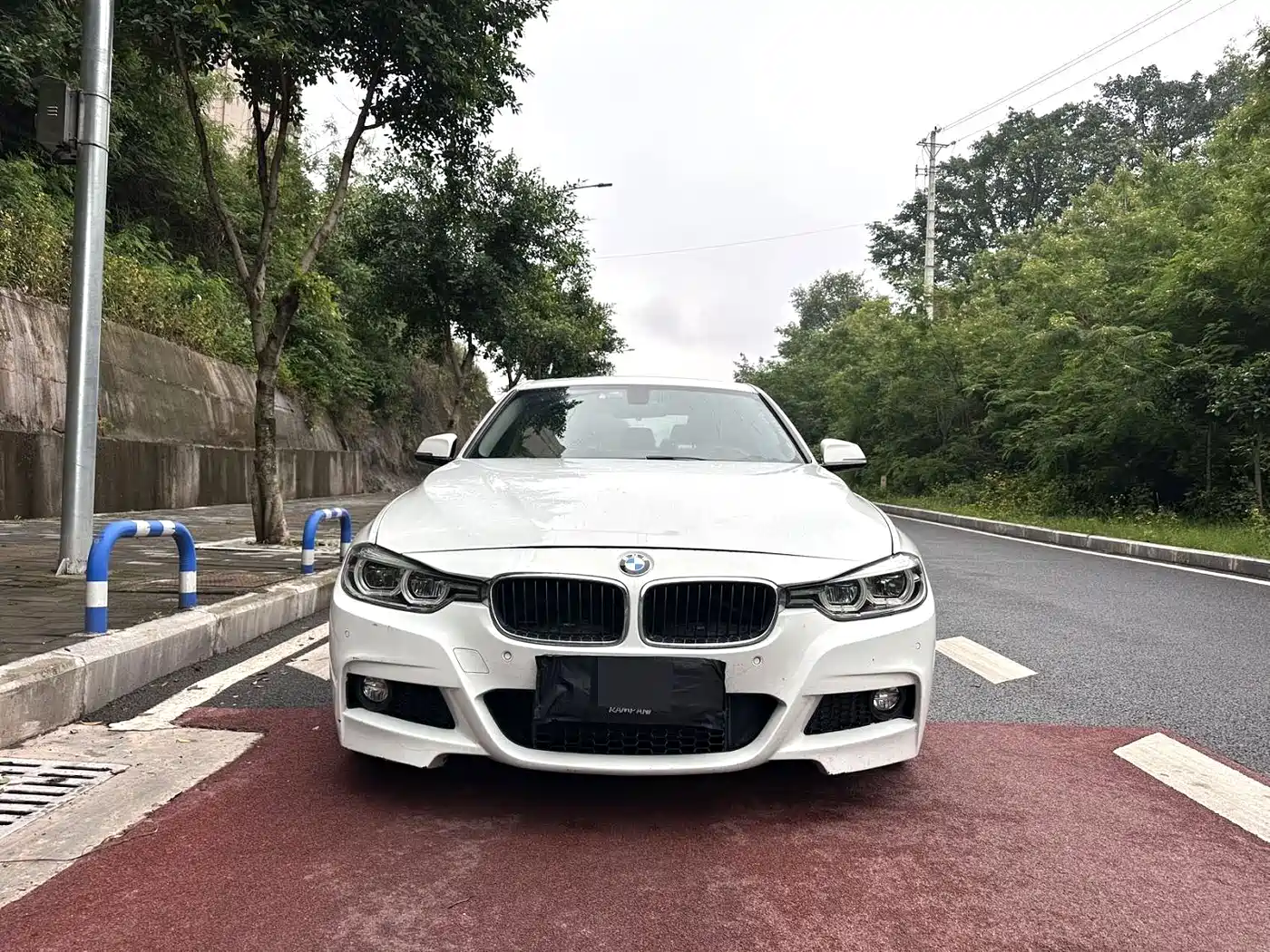 BMW 3 Series 2017 320Li M Sport фото 2