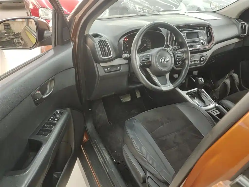 Kia KX3 Smart Run 2015 1.6L Automatic 2WD GLS фото 16