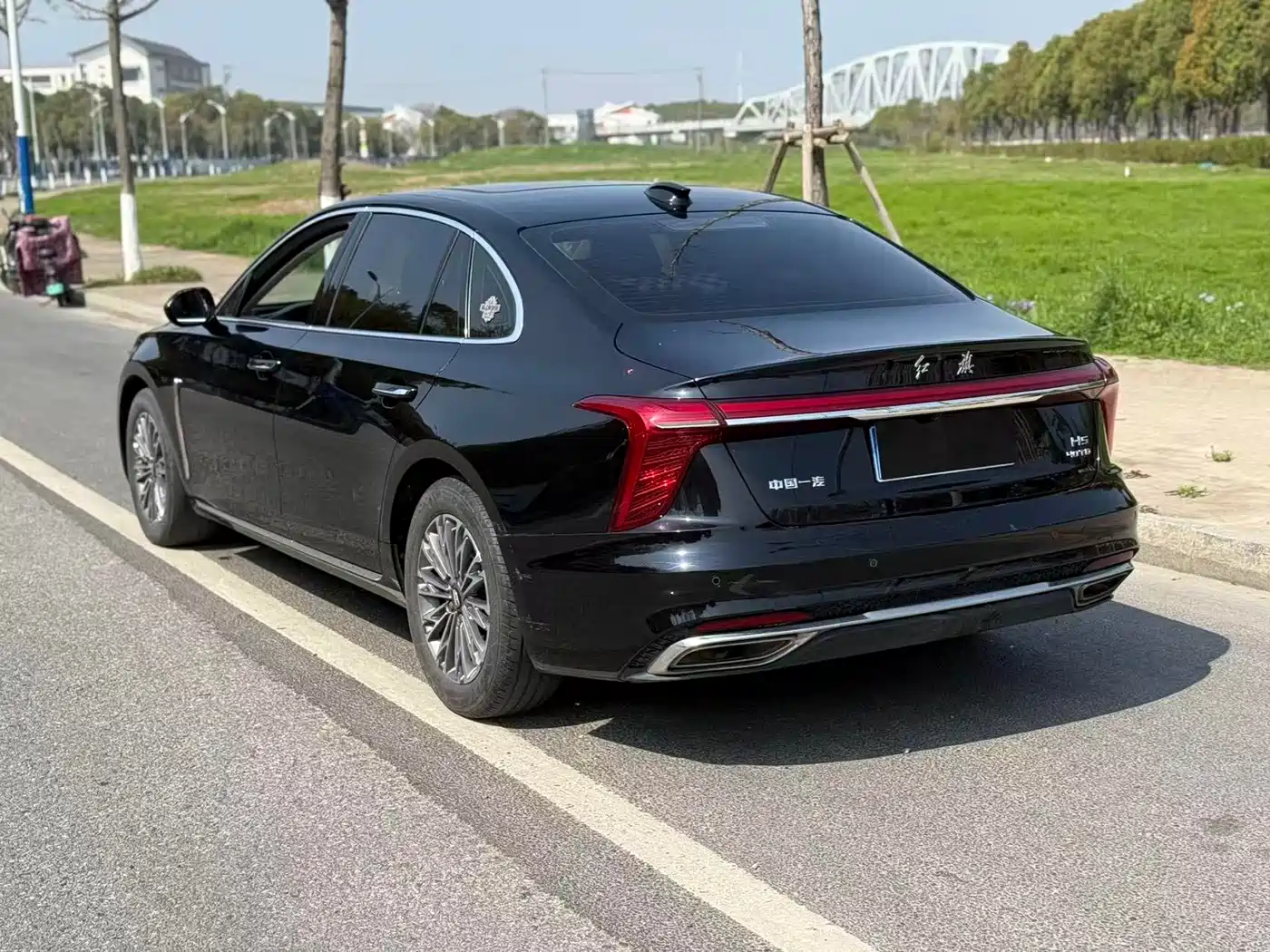 Hongqi HONGQI H5