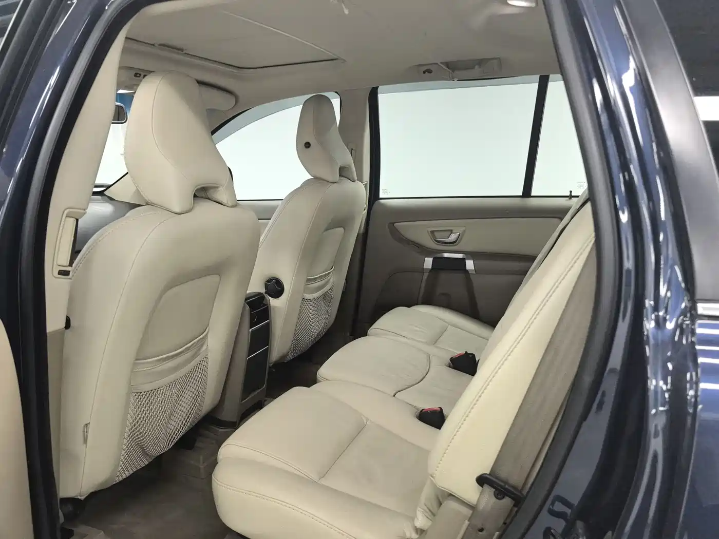 Фото 6 - Volvo XC90