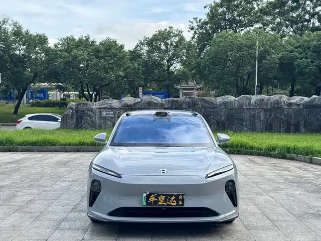 NIO ET5T 2024 75kWh Touring — фото 2