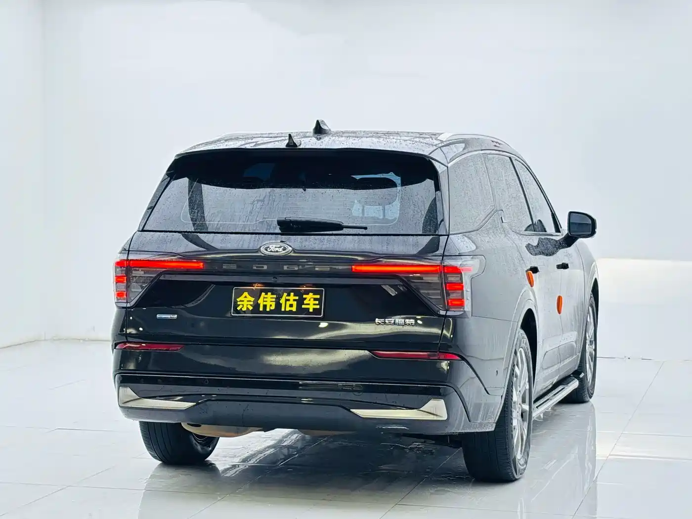 Фото 7 - Ford Edge