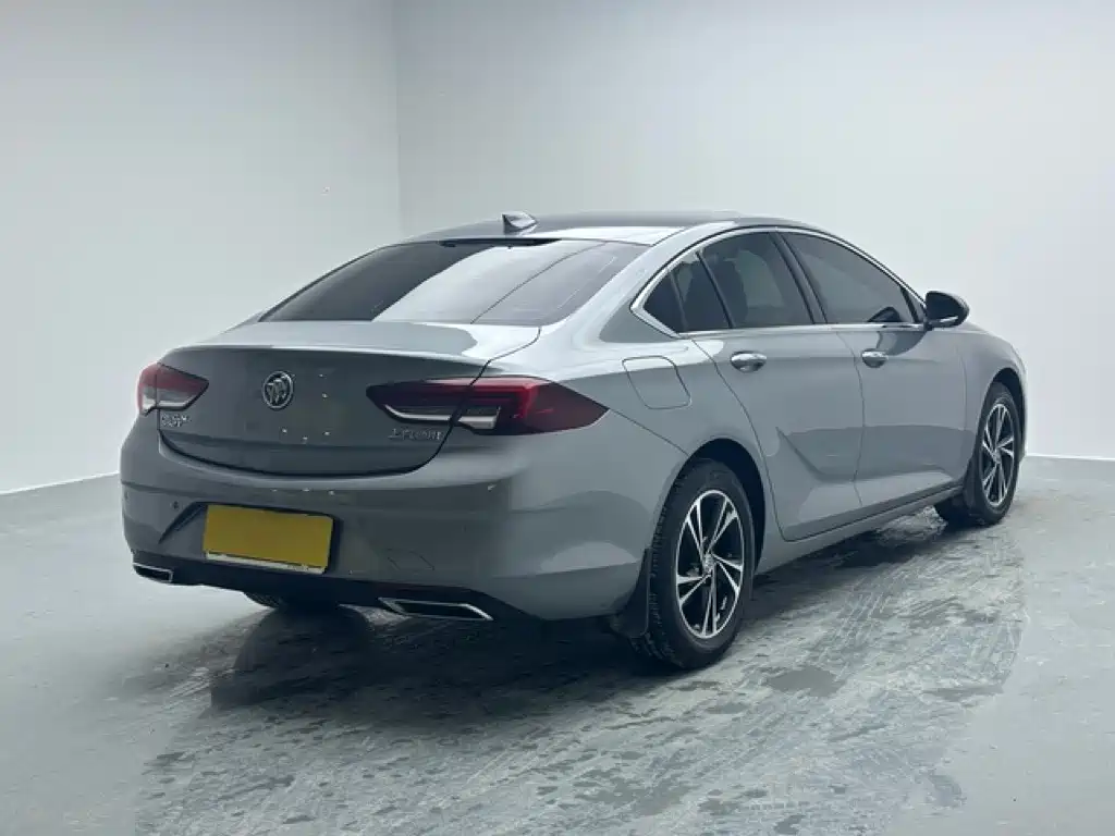 Фото 5 - Buick Regal