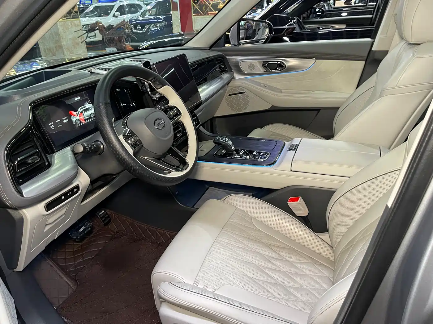 GAC Trumpchi Trumpchi GS8 2022 Pilot Series 2.0TGDI 2WD Premium Edition (7-Seater) фото 5