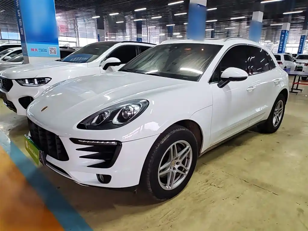 Porsche Macan 2017 Macan 2.0T фото 2