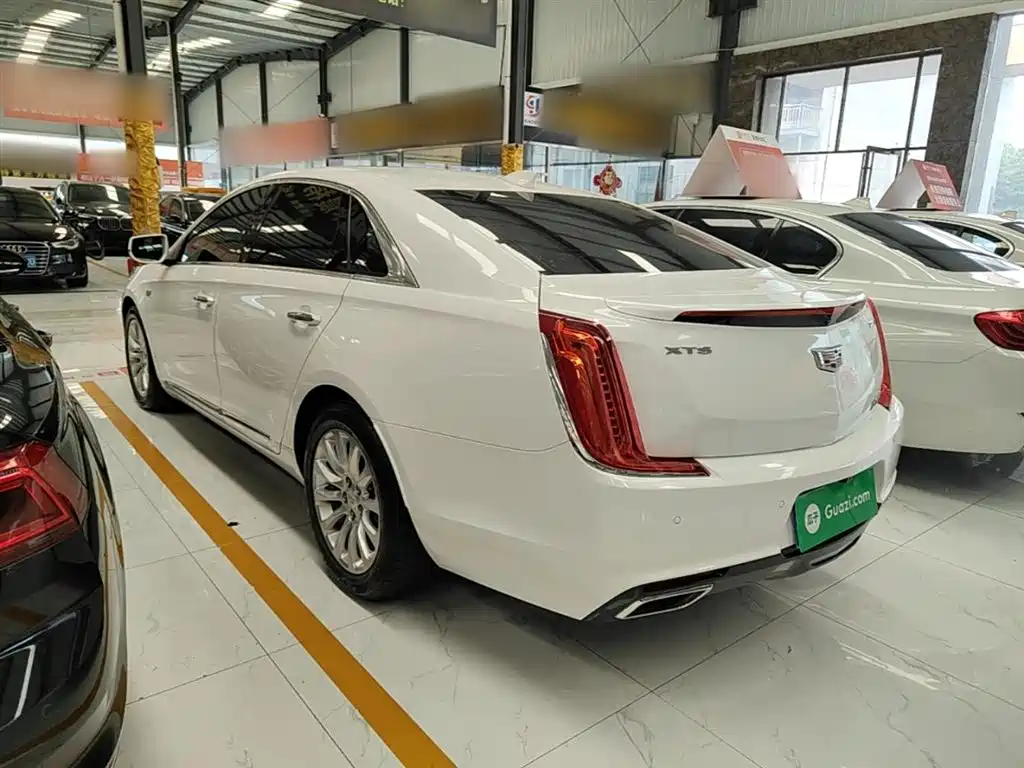 Cadillac XTS 2018 28T Elite фото 23