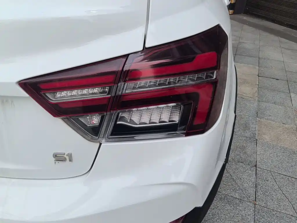 Geely Vision S1 2018 2018 1.4T CVT Sharp Enjoy