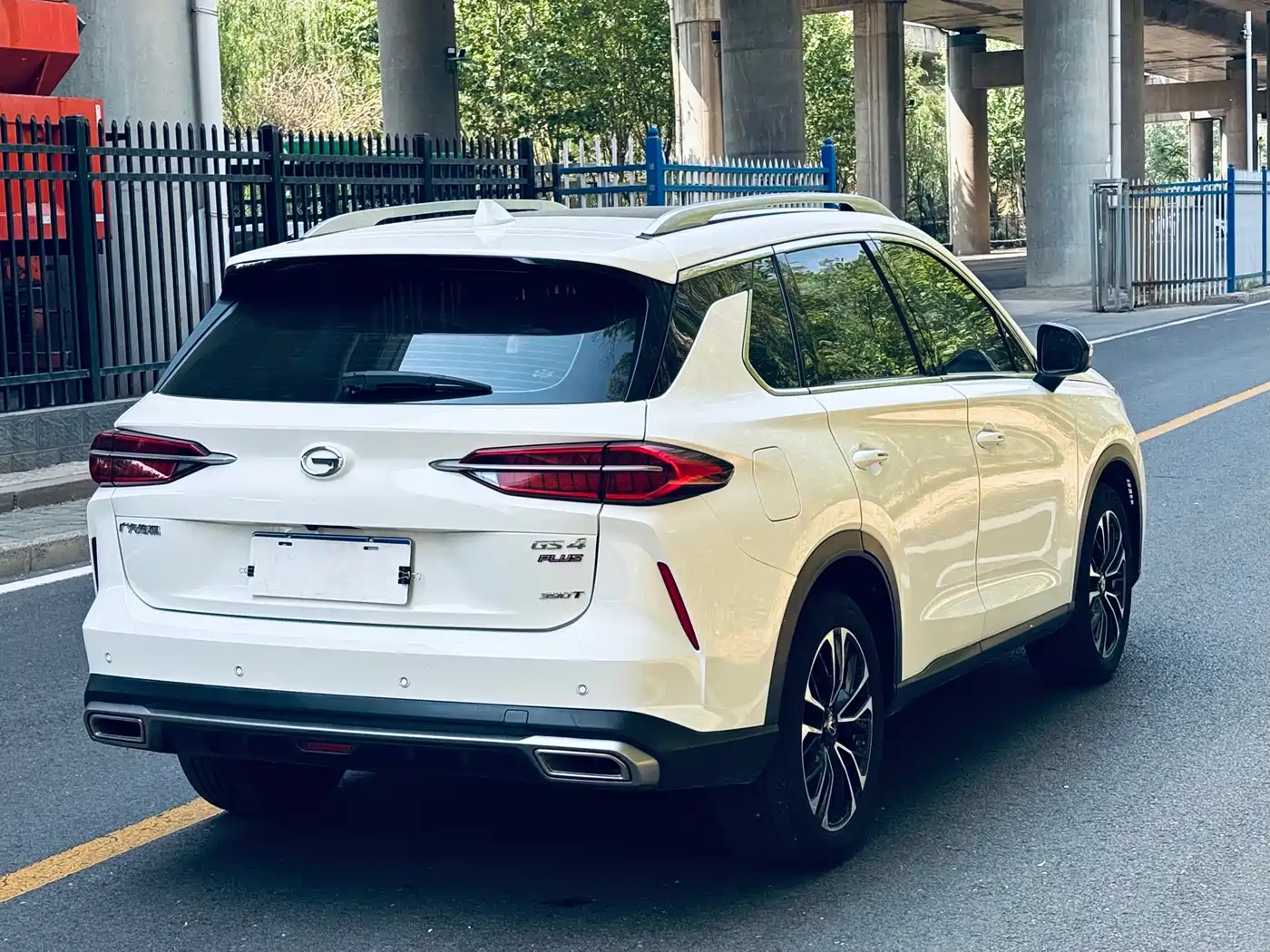 GAC Trumpchi Trumpchi GS4 PLUS 2023 390T Auto Nebula Edition фото 6